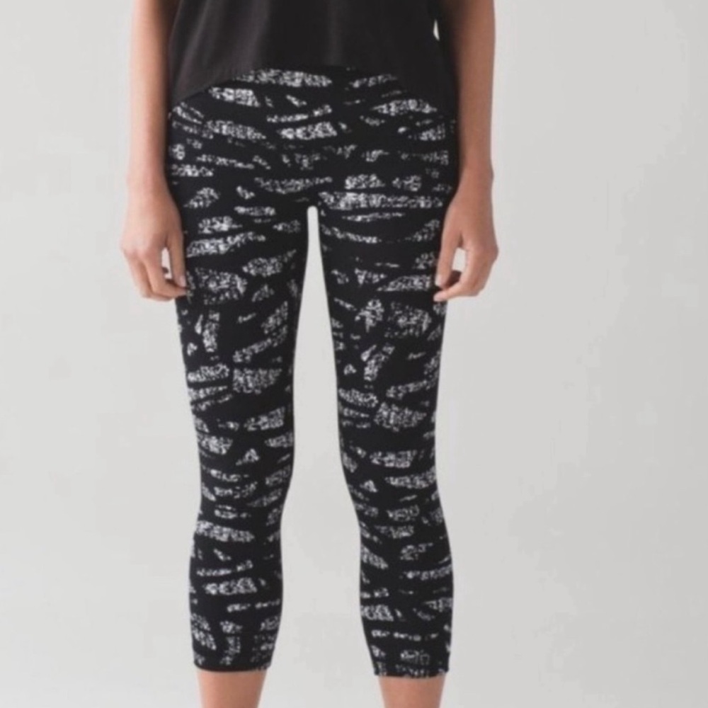 Lululemon Wunder Under High-Rise Crop Graf Black‎ 2 Leggings Y2K